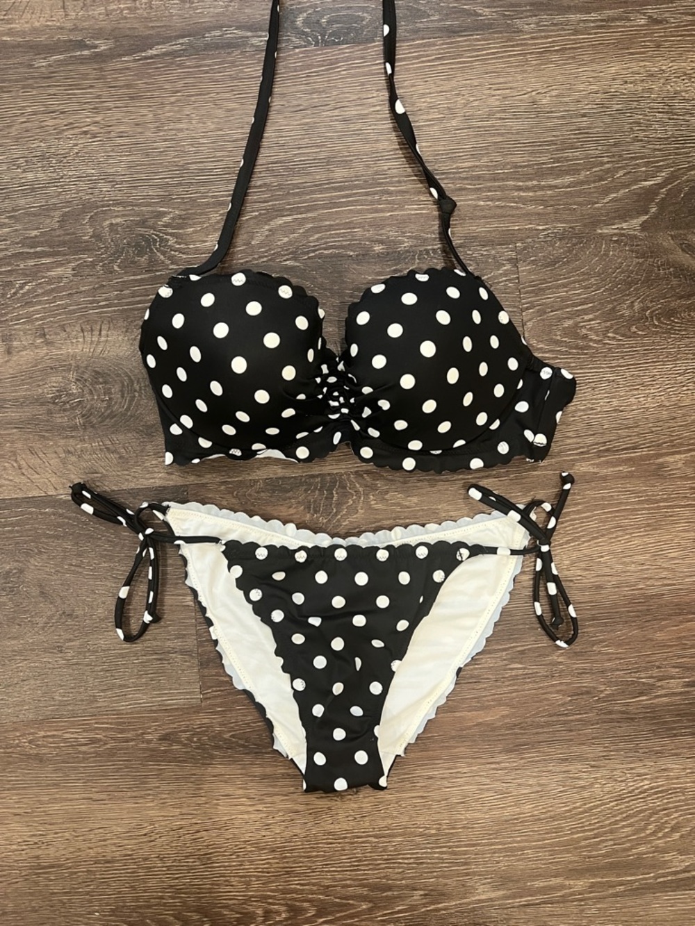 Victoria’s Secret Black & White Polka Dot Bikini Set - 32DD/ small Wrap halter